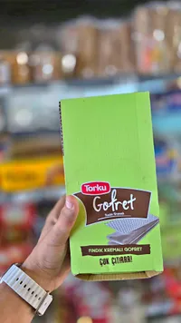 ويفر محشو بكريمة البندق - توركو (Torku)