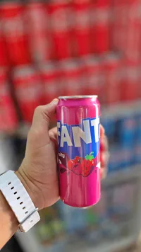 مشروب غازي بالفواكه - فانتا (Fanta)