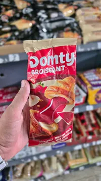 كرواسون محشو بصوص الفراولة - دومتي (Domty)