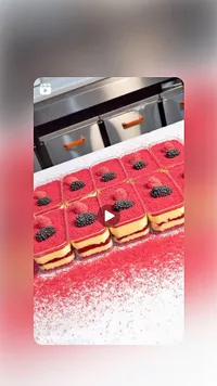 تيراميسو بالفواكه الحمراء