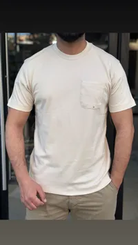 تي شيرت رجالي كريمي بجيب
