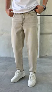 بنطلون جينز رجالي واسع (Baggy Jeans)