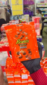 أكواب زبدة الفول السوداني ميني - ريسيز (Reese's)