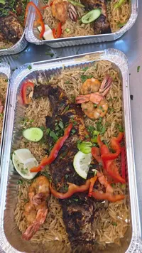 وجبة سمك مشوي مع الروبيان