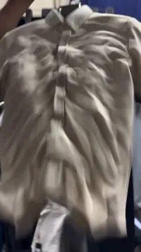 قميص رجالي كلاسيكي بلون بيج