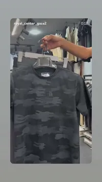 تيشيرت رجالي بنقشة مموهة - ذا نورث فيس (The North Face)