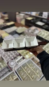 طقم تقديم مقبلات سيراميك مع قاعدة خشبية