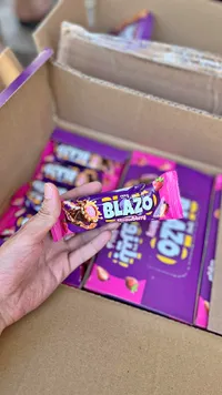بسكويت محشو بكريمة الفراولة - بلازو (Blazo)