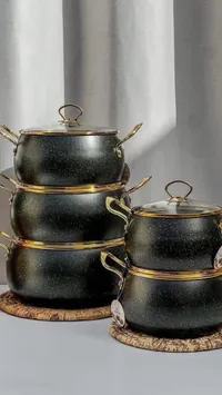 طقم طناجر جرانيت فاخر - أسود بلمسات ذهبية