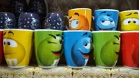 مج سيراميك بتصاميم شخصيات إم آند إمز (M&Ms)