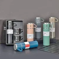 طقم حافظة حرارية مع كوبين - فاكيوم بوتل (Vacuum Bottle)