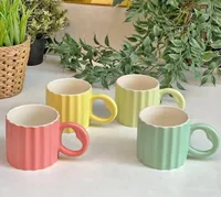 طقم أكواب سيراميك ملونة بتصميم مضلع