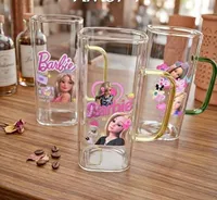 كوب زجاجي بتصميم باربي (Barbie)