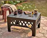 طاولة قهوة خشبية بتصميم عصري