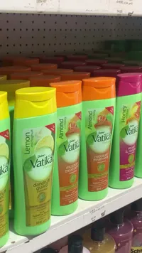 شامبو دابور فاتيكَا معطرة بالليمون والزبادي للحماية من القشرة (Dabur Vatika Lemon & Yoghurt) - سوق غزة