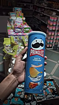 رقائق البطاطس بالملح والخل - برينجلز (Pringles)