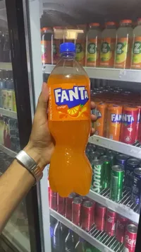 مشروب غازي بنكهة البرتقال - فانتا (Fanta)