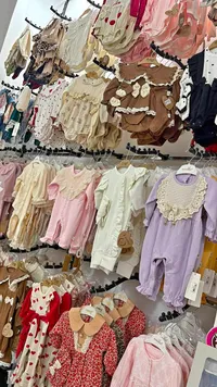 تشكيلة ملابس أطفال متنوعة (Minizeyn)