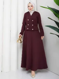 طقم جاكيت وتنورة