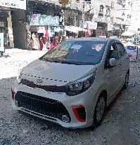 سيارة