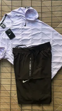طقم رياضي رجالي - نايكي برو (Nike Pro)