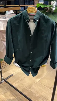 قميص رجالي كلاسيكي بأكمام طويلة - تومي هيلفيغر (Tommy Hilfiger)