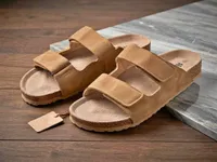 صندل شبابي - سليب إن (slip in)