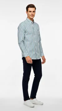 قميص مخطط بأزرار - لاكوست (Lacoste)