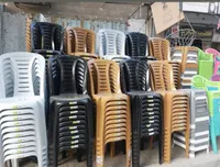 كرسي بلاستيك - أبيض