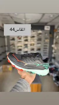 حذاء سالومون رياضي - مقاس 44