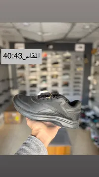 حذاء رياضي رجالي - لون رمادي