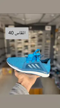 حذاء رياضي أديداس أزرق - مقاس 40