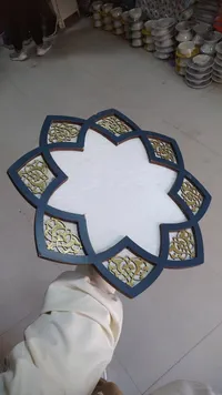 طبق تقديم نجمي بزخارف إسلامية