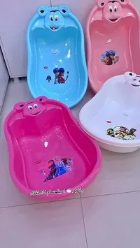 بانيو استحمام للأطفال برسومات كرتونية