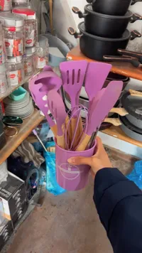 مجموعة مغارف سيلكون مع حامل