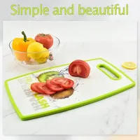 لوح تقطيع بلاستيكي بتصميم الفواكه (Fruit Splash)
