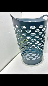سلة غسيل بلاستيكية مخرمة