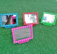 مرآة مكتب تجميل مزينة بالكريستال