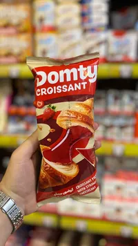 كرواسون محشو بحشوة الفراولة - دومتي (Domty)