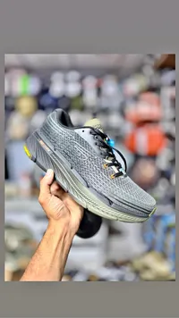 حذاء رياضي - سكيتشرز (Skechers)