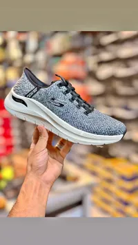 حذاء رياضي رجالي - سكيتشرز (Skechers)