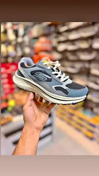 حذاء رياضي - سكيتشرز (Skechers)