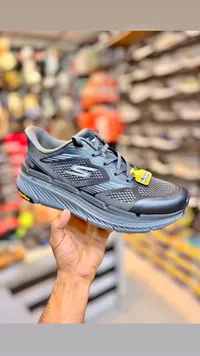 حذاء رياضي - سكيتشرز (Skechers)