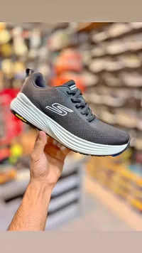 حذاء رياضي - سكيتشرز (Skechers)