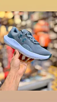 حذاء رياضي - أندر آرمور (Under Armour)