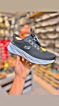 حذاء رياضي رجالي - سكيتشرز (Skechers)