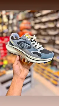حذاء رياضي - سكيتشرز (Skechers)