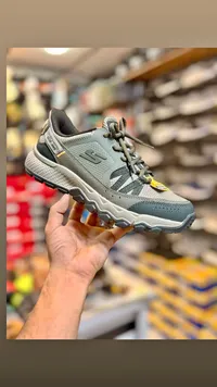 حذاء رياضي رجالي - سكيتشرز (Skechers)