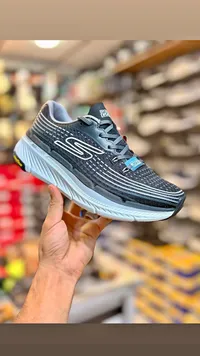 حذاء رياضي - سكيتشرز (Skechers)