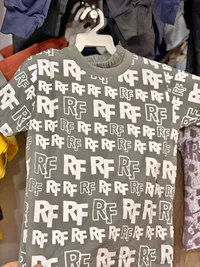 تيشيرت أطفال بنقشة شعار آر إف (RF)